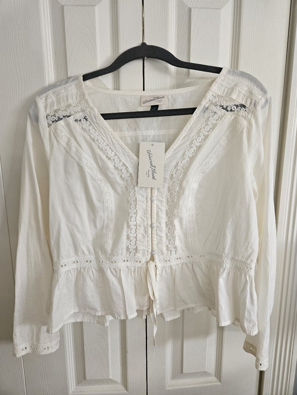 NWT Target Universal Thread Embroidered Cotton Blouse Size M
